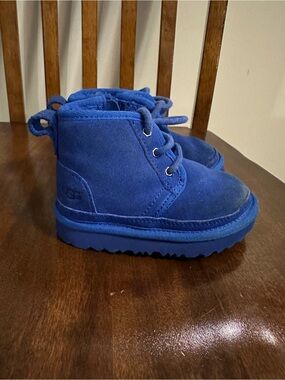 UGG TODDLER NEUMEL II ROYAL BLUE CHUKKA BOOTS size 7